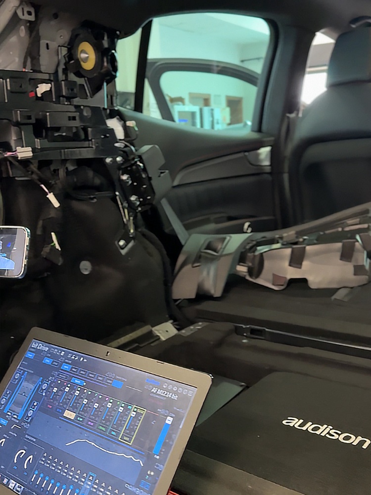 OD Service srl - Impianti audio: Maserati