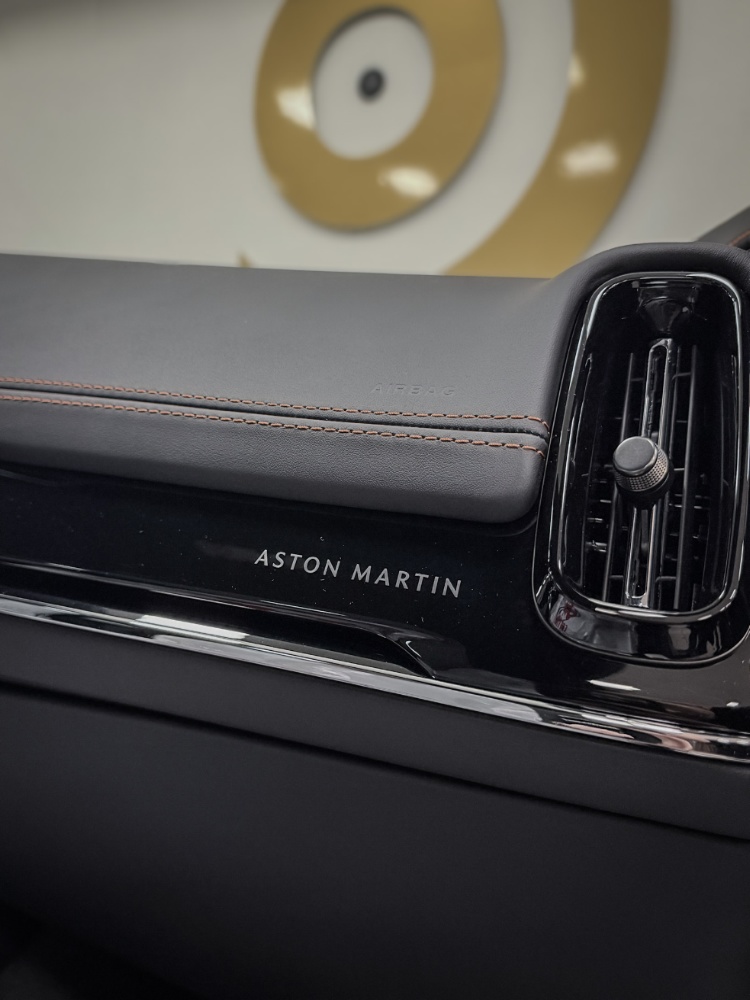 OD Service srl - Sicurezza: Aston Martin DBX