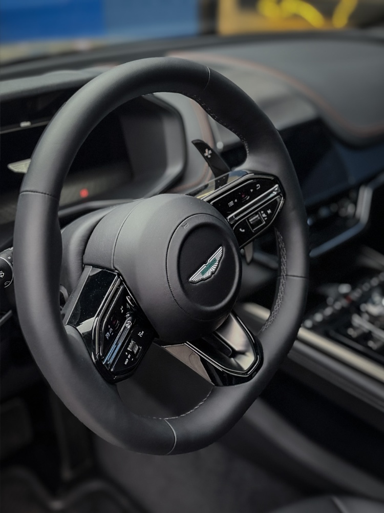 OD Service srl - Sicurezza: Aston Martin DBX